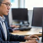 中高年のためのパソコン入門講座：初心者でも安心！楽しく学べる講座をご紹介