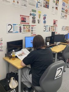 課題を解いている生徒様の様子